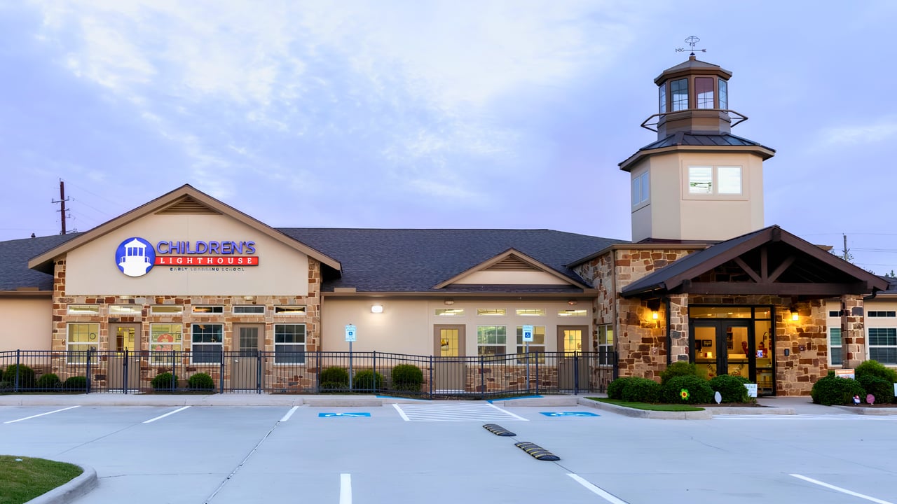 What Is the Children's Lighthouse Business Model and Why Should Franchise Prospects Invest?