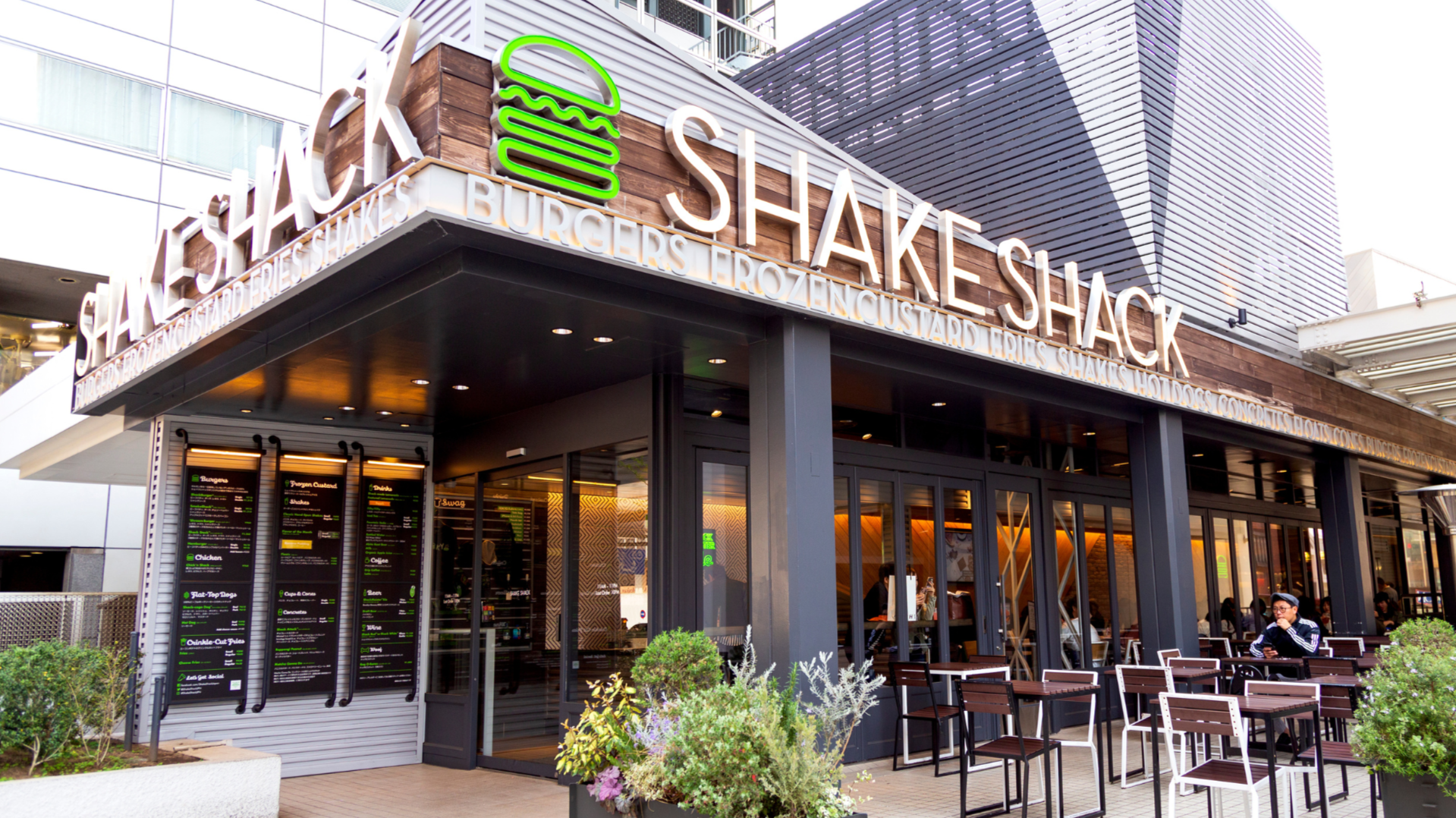 Starboard Seeks Faster Growth From Shake Shack Through Franchising Starboard Seeks Faster Growth From Shake Shack Through Franchising