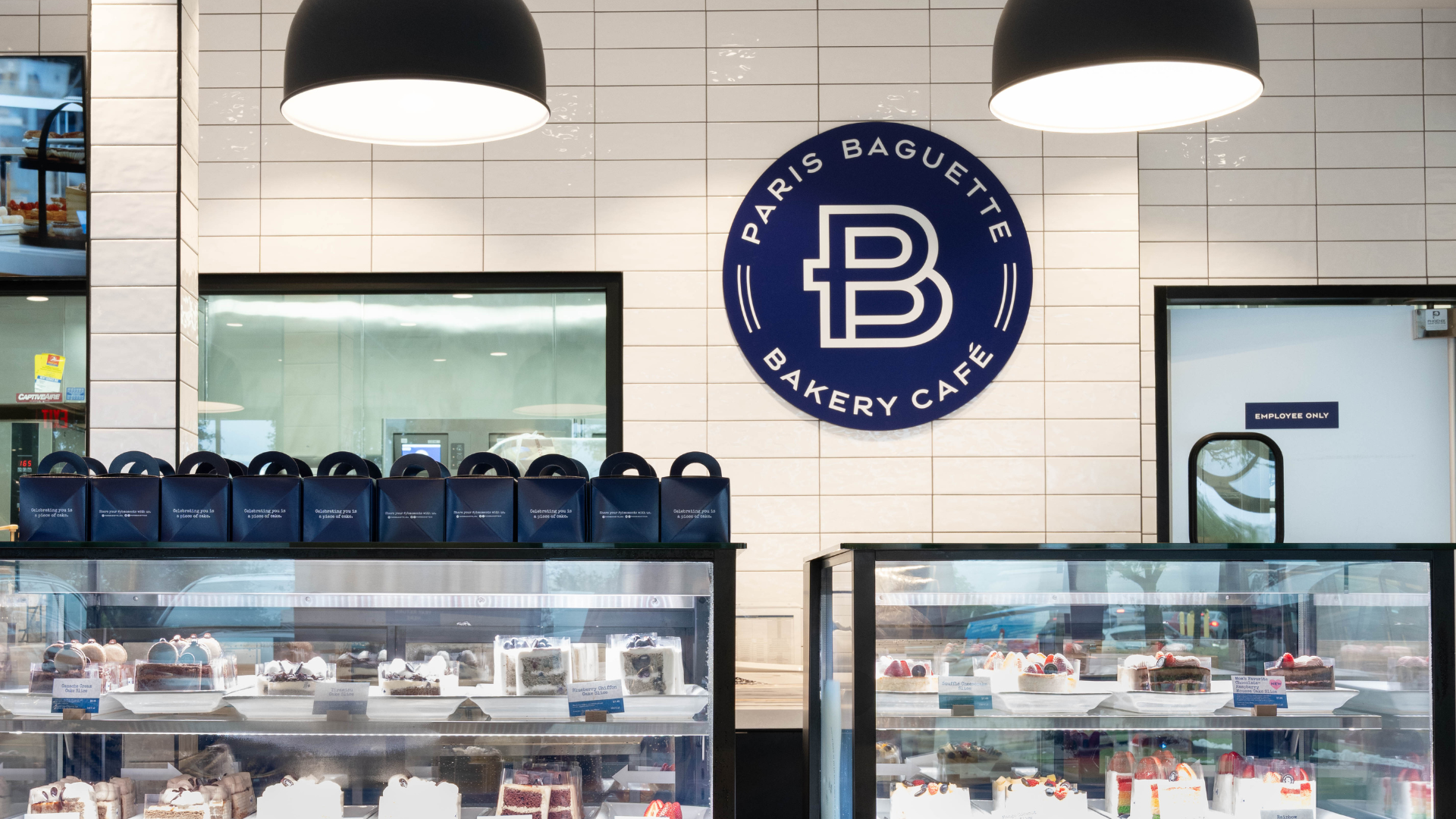 Photo of interior of Paris Baguette bakery cafe